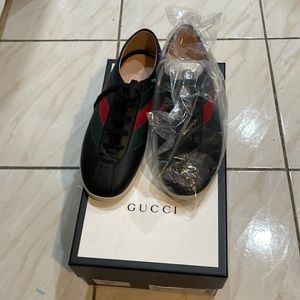 New Gucci men sneakers size 7